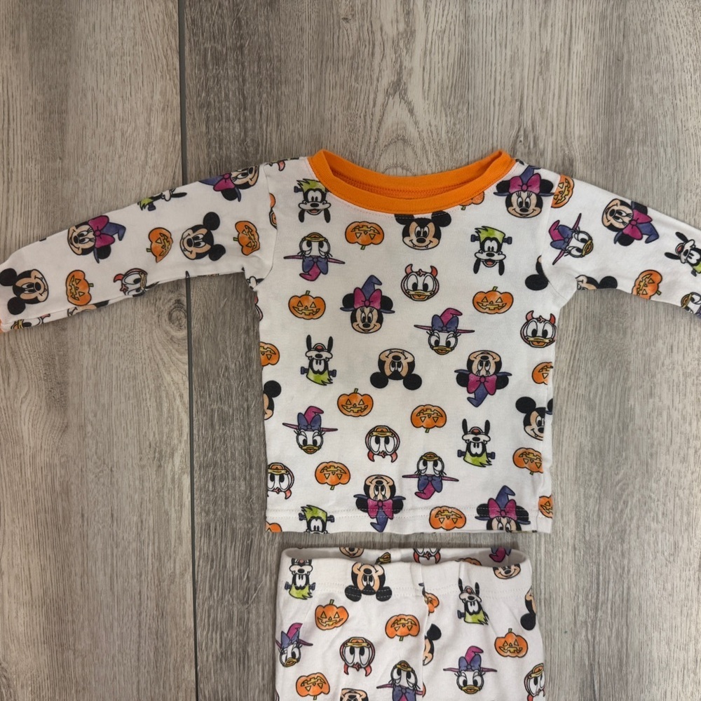 Disney Orange and White Halloween Pajama Set - Picture 2 of 9